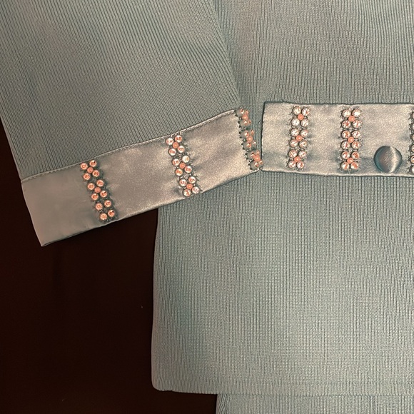 Dancing 2 piece Tank Top with Marchjnf Cardigan - Picture 4 of 8